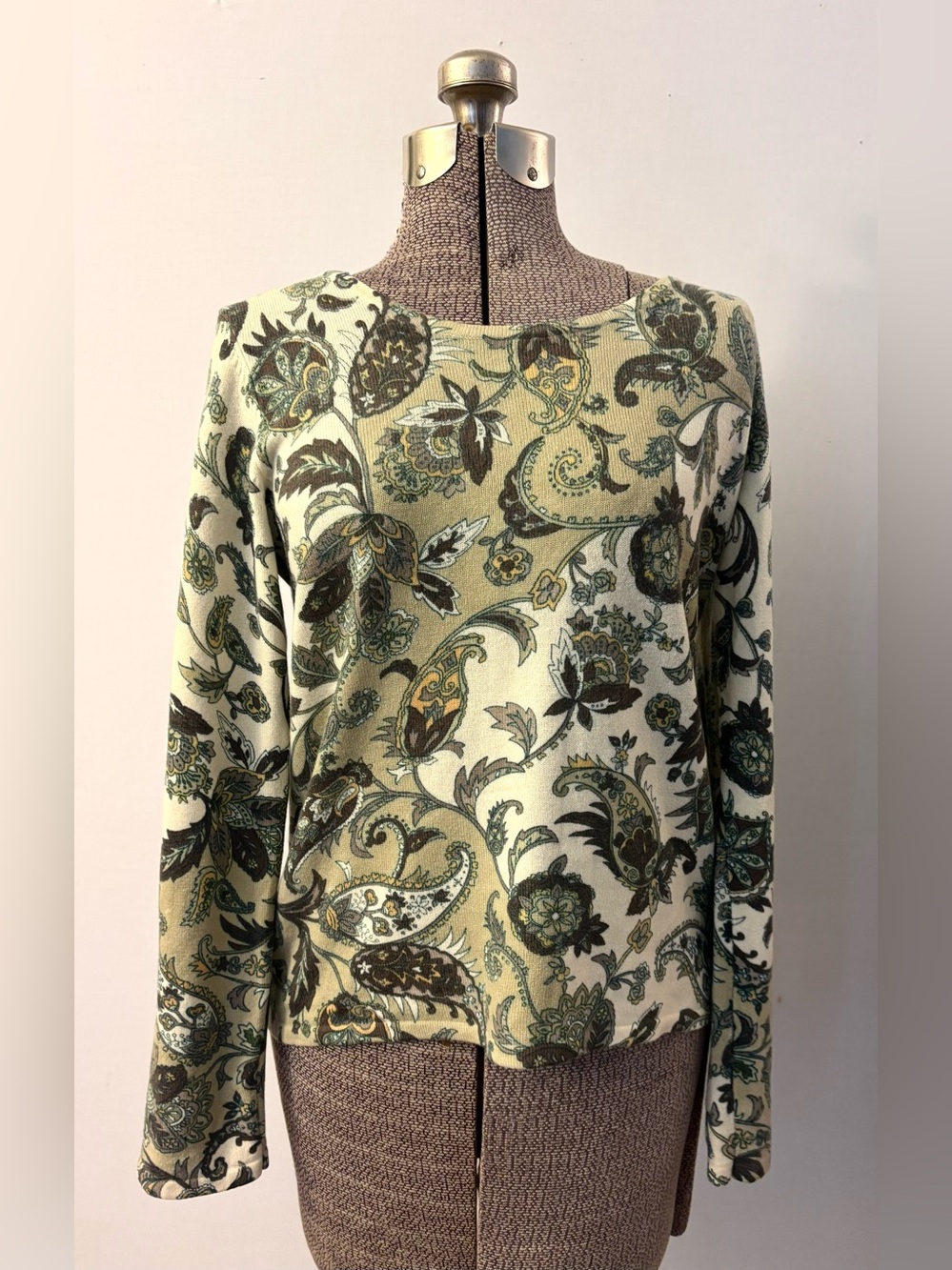 Geneva 100% Cashmere Crewneck Shirt Top Sweater Medium Soft Green Paisley